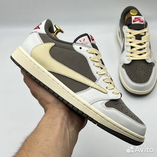 Кроссовки Nike Air Jordan 1 & Travis Scott