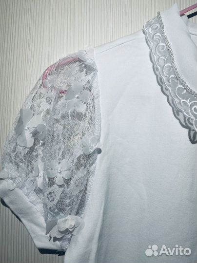 Школьные блузки,б/у, 146-152, deloras