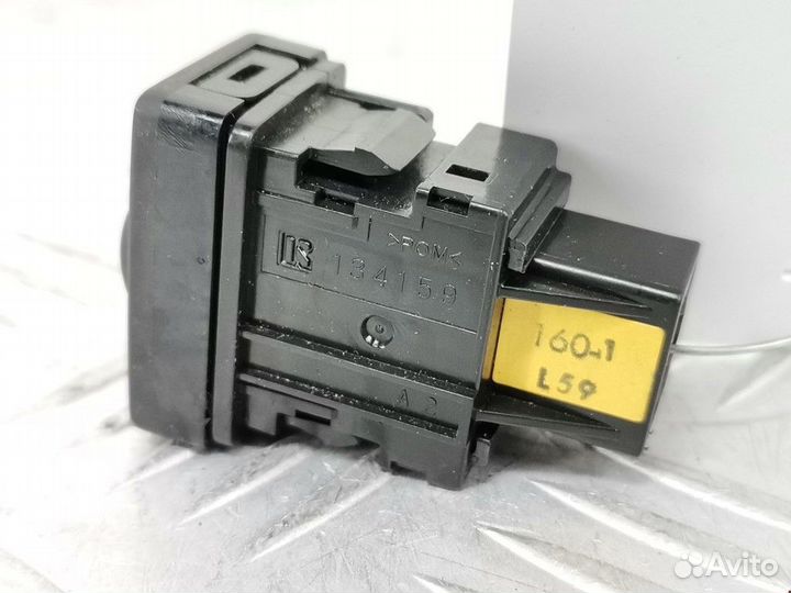 Кнопка корректора фар Toyota RAV4 2 (XA20) рест