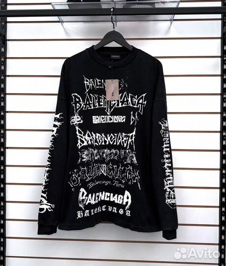 Лонгслив Balenciaga (шрифты)