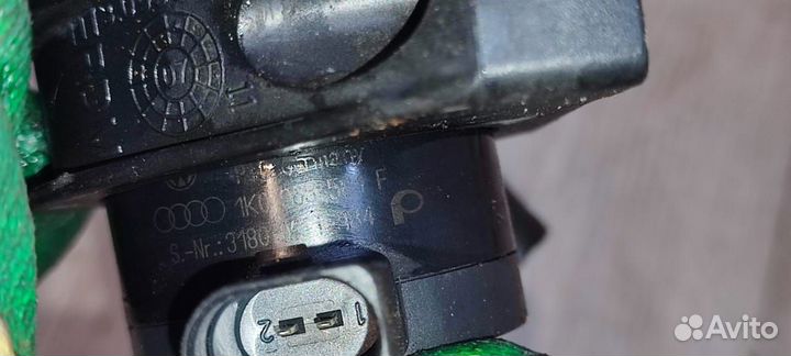 Насос водяной помпа Volkswagen Skoda Audi