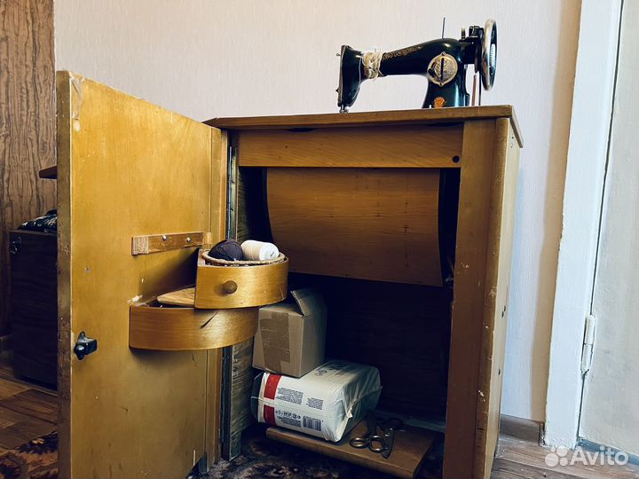 Швейная машинка пмз им. Калинина