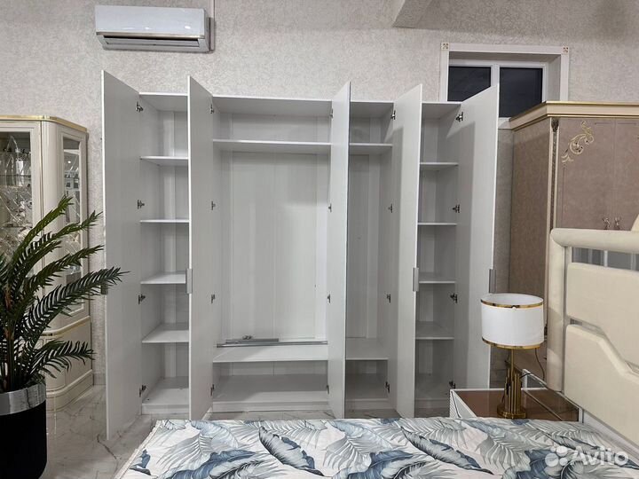 Спальня Стефани 5-ти