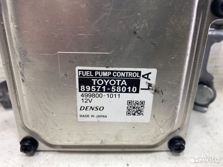 Блок управления топливным насосом Lexus Rx450H