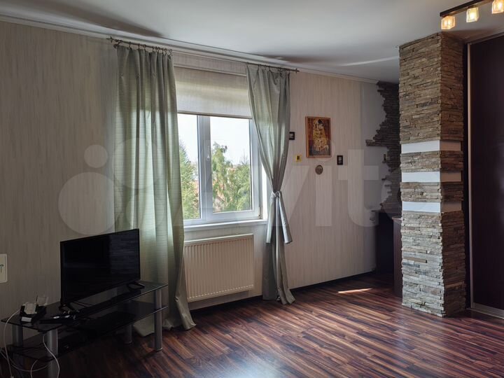 2-к. квартира, 79,8 м², 3/7 эт.