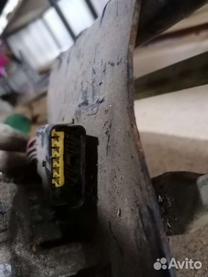 Трапеция дворников с мотором Renault Logan