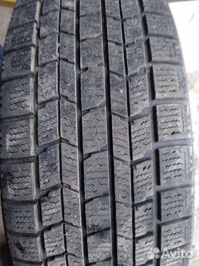 Dunlop DSX 215/60 R17 96Q