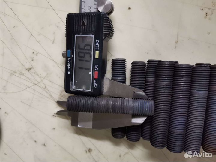 Шпильки колёсные новые для авто спорта