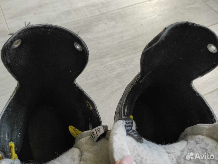 Хоккейные коньки бауэр