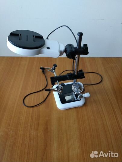 Лупа настольная с держателем (3-я рука)