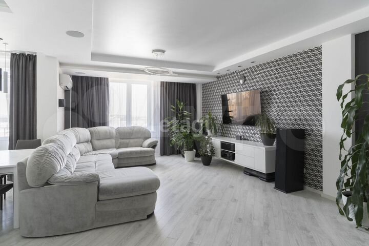 3-к. квартира, 126 м², 19/20 эт.