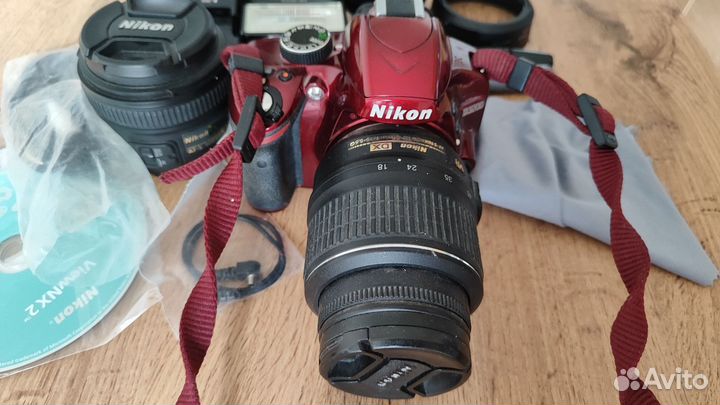 Nikon d3200 красный