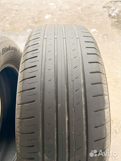 Yokohama BluEarth-A 215/65 R17 99V