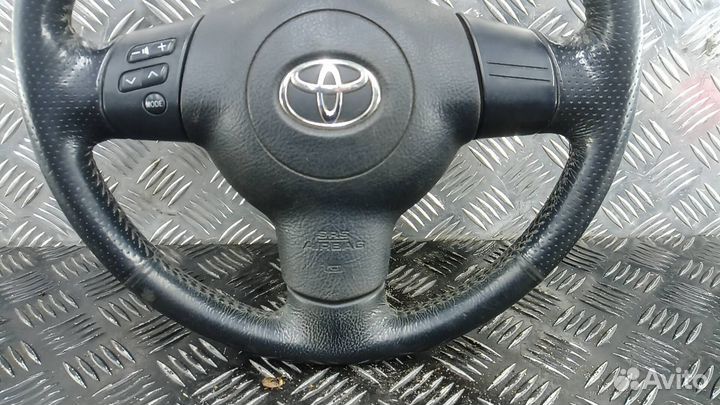 Руль Toyota RAV4 2 (XA20) рест. 2004