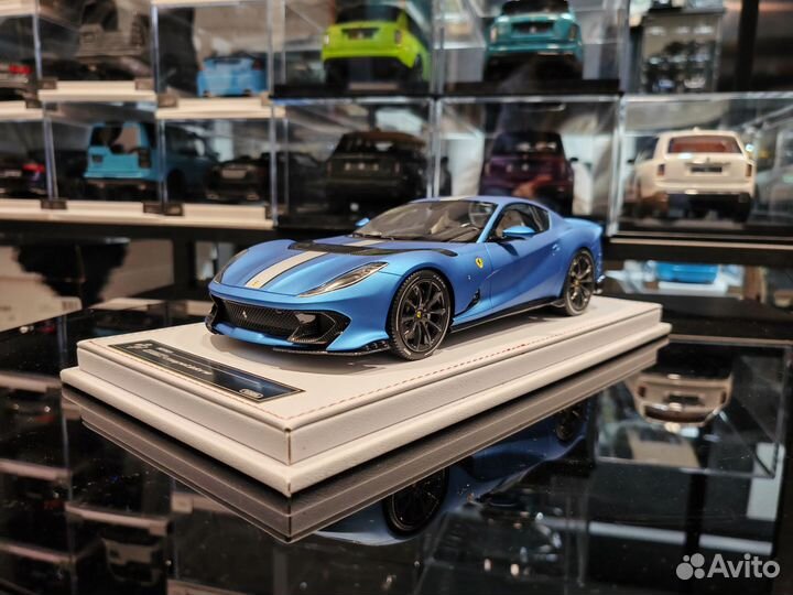 Ferrari 812 competizione blue metallic 1:18