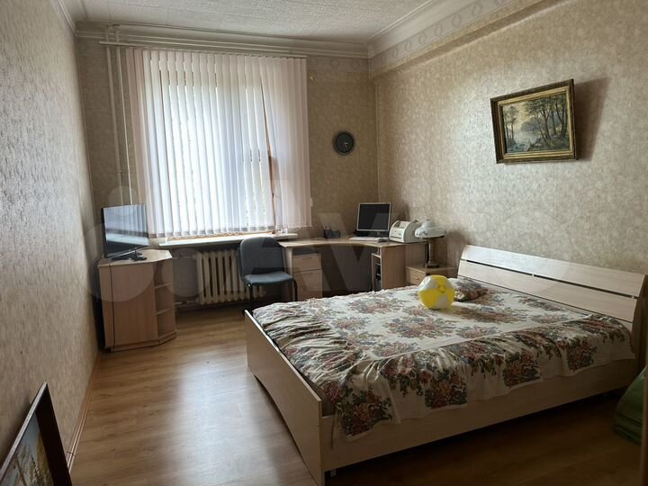 3-к. квартира, 79,3 м², 2/5 эт.