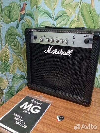 Гитарный комбоусилитель Marshall MG15CF