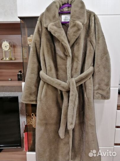Искусственная шуба под норку беж 42