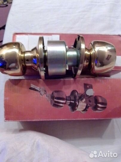 Цена за две штуки, ручки на межкомнатные двери