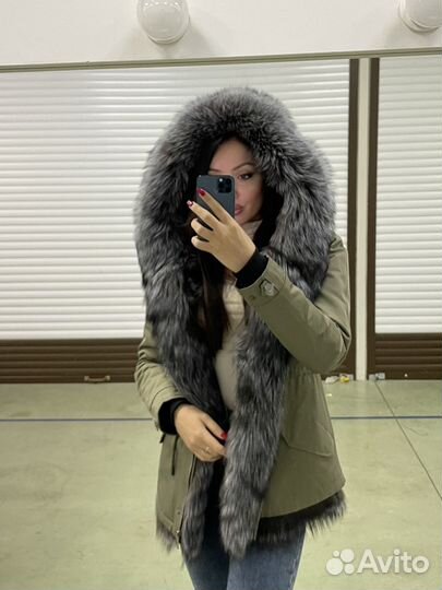 Парка с натуральным мехом