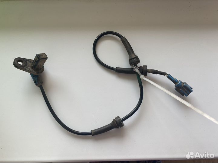 Датчик ABS задний левый Nissan X-Trail бу