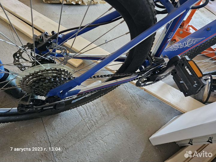 Gt Avalanche Comp M size