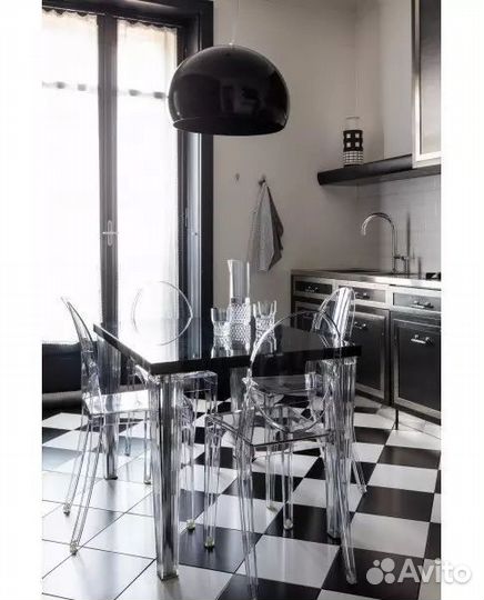 Стул Kartell Victoria Ghost Италия