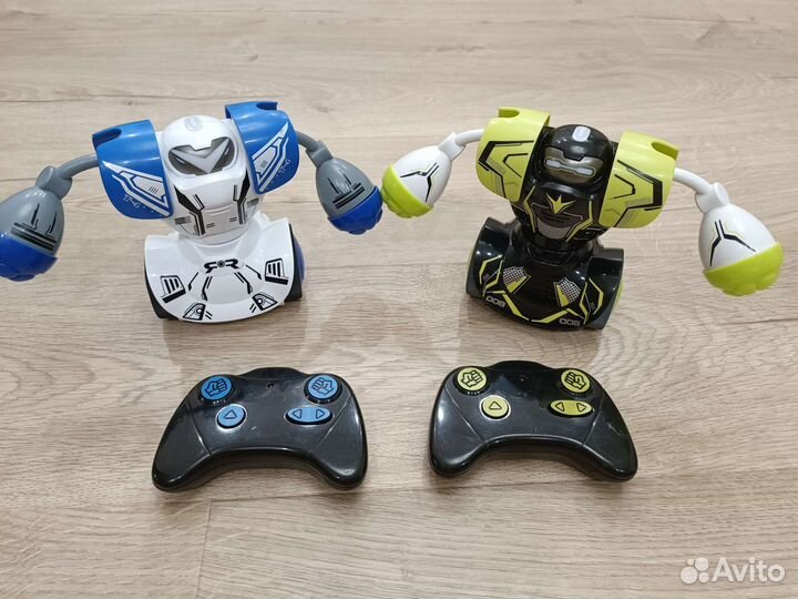 Робот Silverlit Робокомбат