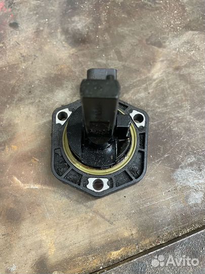 Датчик уровня масла ауди а1