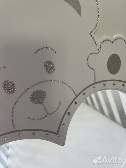 Детская кроватка с маятником и ящиком