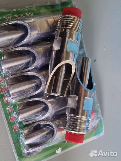 Поилки для поросят ниппельные металлические