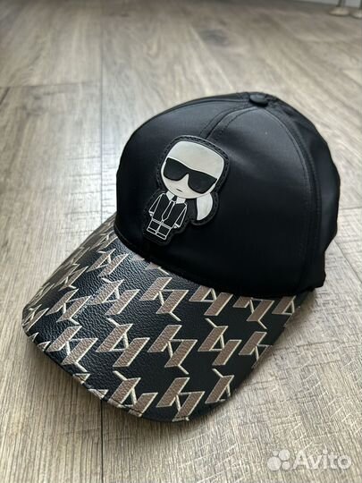 Кепка Karl lagerfeld