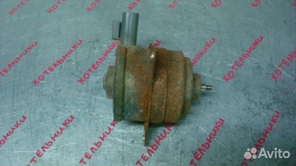 Nissan 21487-5L700 Моторчик вентилятора