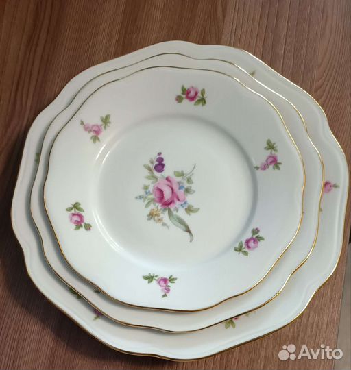 Фарфор из сервиза 