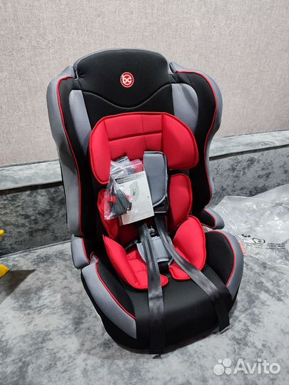 Автокресло- бустер новое