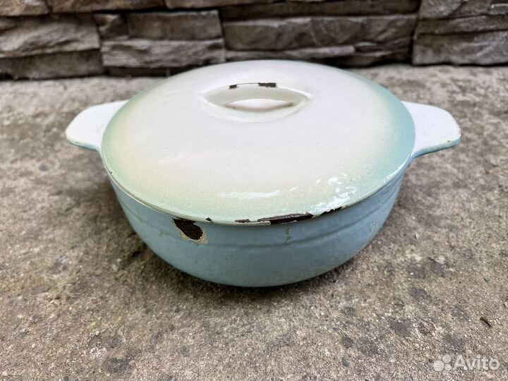 Кастрюля чугунная СССР 2,5л