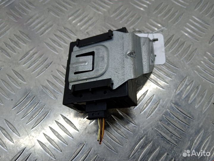 Подушка безопасности Mercedes-Benz CLS-Класс C219