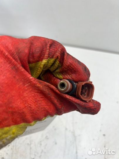 Форсунка топливная Mazda Familia BJ3P B3ME 1999