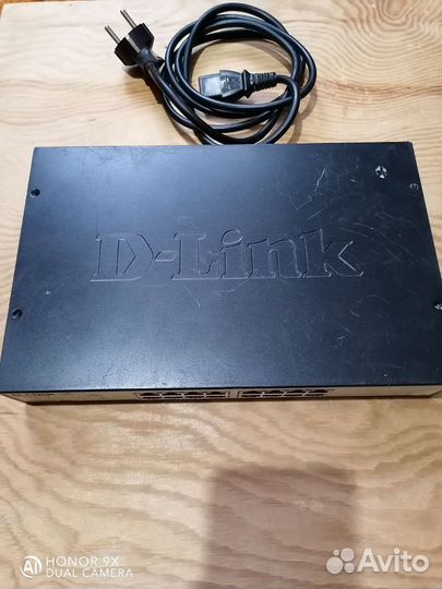 Коммутатор D-Link. Модель DGS-1016D