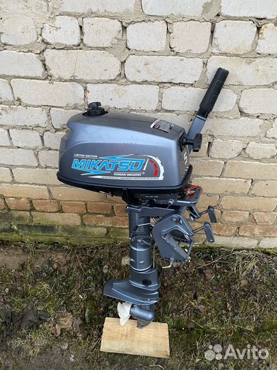 Лодочный мотор 5 л с бу