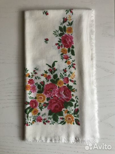 Платки, шарфы