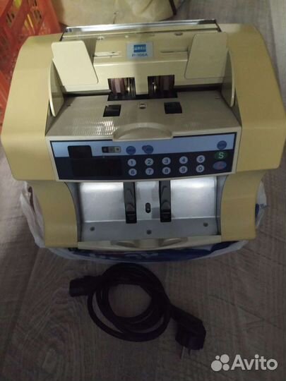 Машинка для счета денег