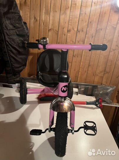 Трехколесный велосипед