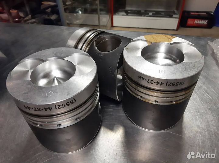 740-1004015 Поршень 10 группы