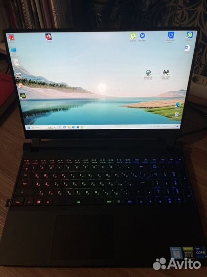 Мощный игровой ноутбук aorus 5 SE4