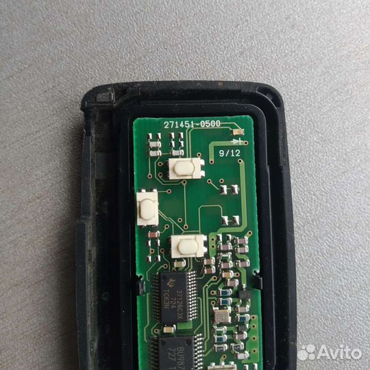 Смарт ключ Toyota Corolla Axio Fielder Premio