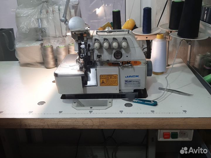 Оверлок для швейной машины