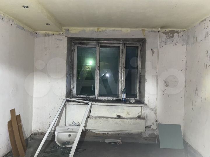 Комната 13 м² в 3-к., 2/5 эт.