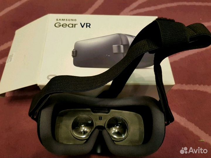 Очки виртуальной реальности samsung Gear Vr