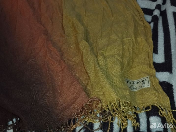 Палантин, шарф - Италия